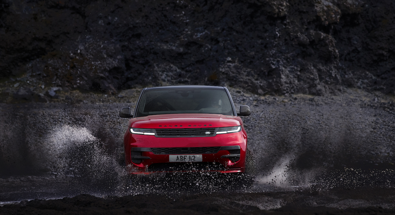 The New Range Rover Sport redefines sporting luxury, effortlessly combining instinctive performance with trademark Range Rover refinement.