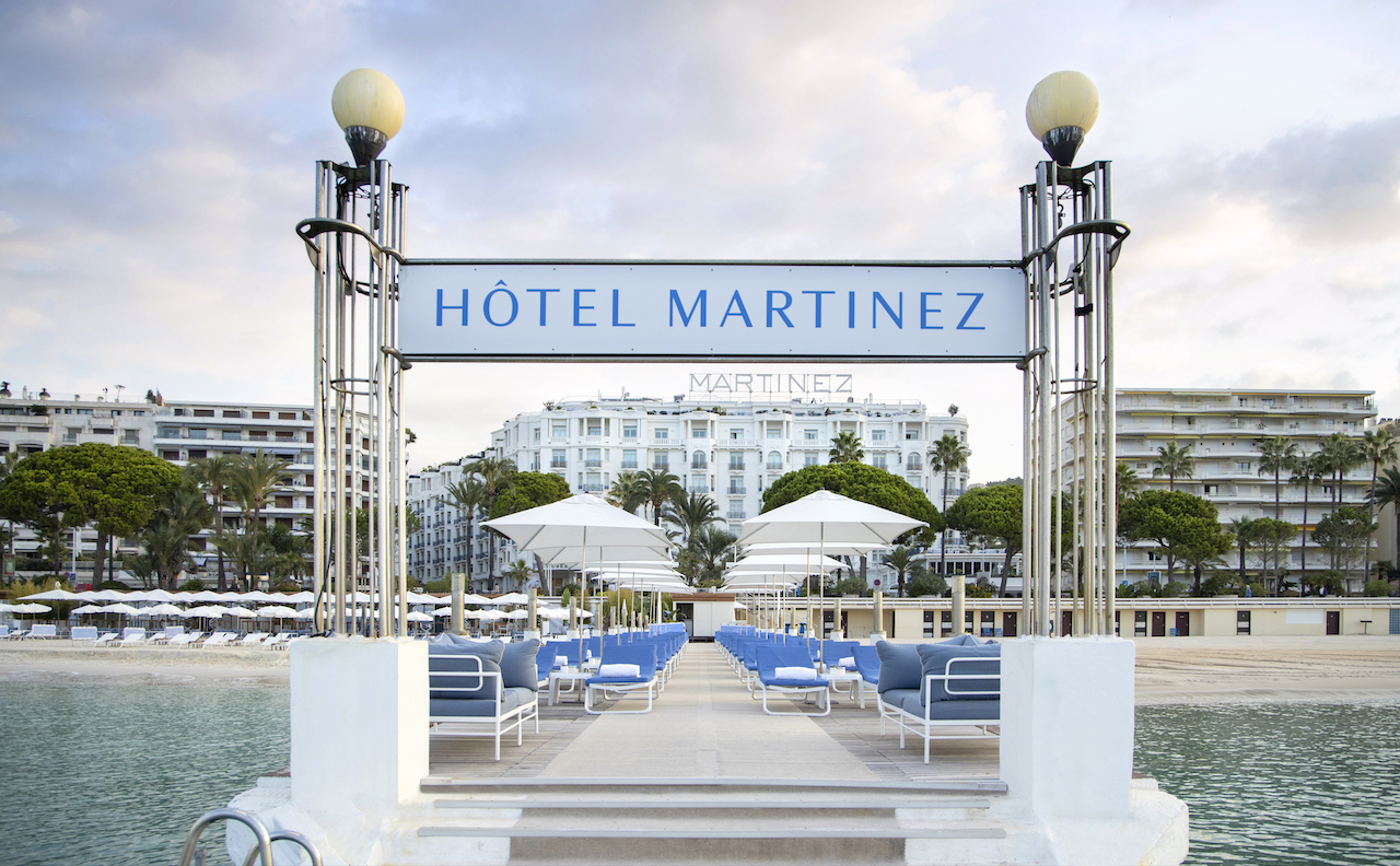 The legendary Hôtel Martinez on the on the Canne Croisette on the French Riviera, has revealed 16 new Oasis Suites.