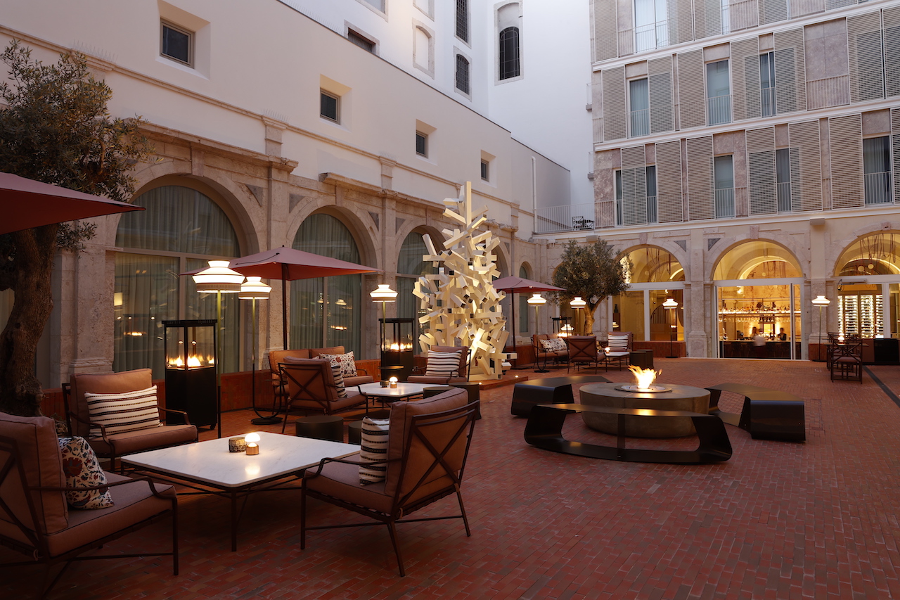The 121-room Convent Square Lisbon, Vignette Collection has opened in the heart of the vibrant Portuguese capital. 