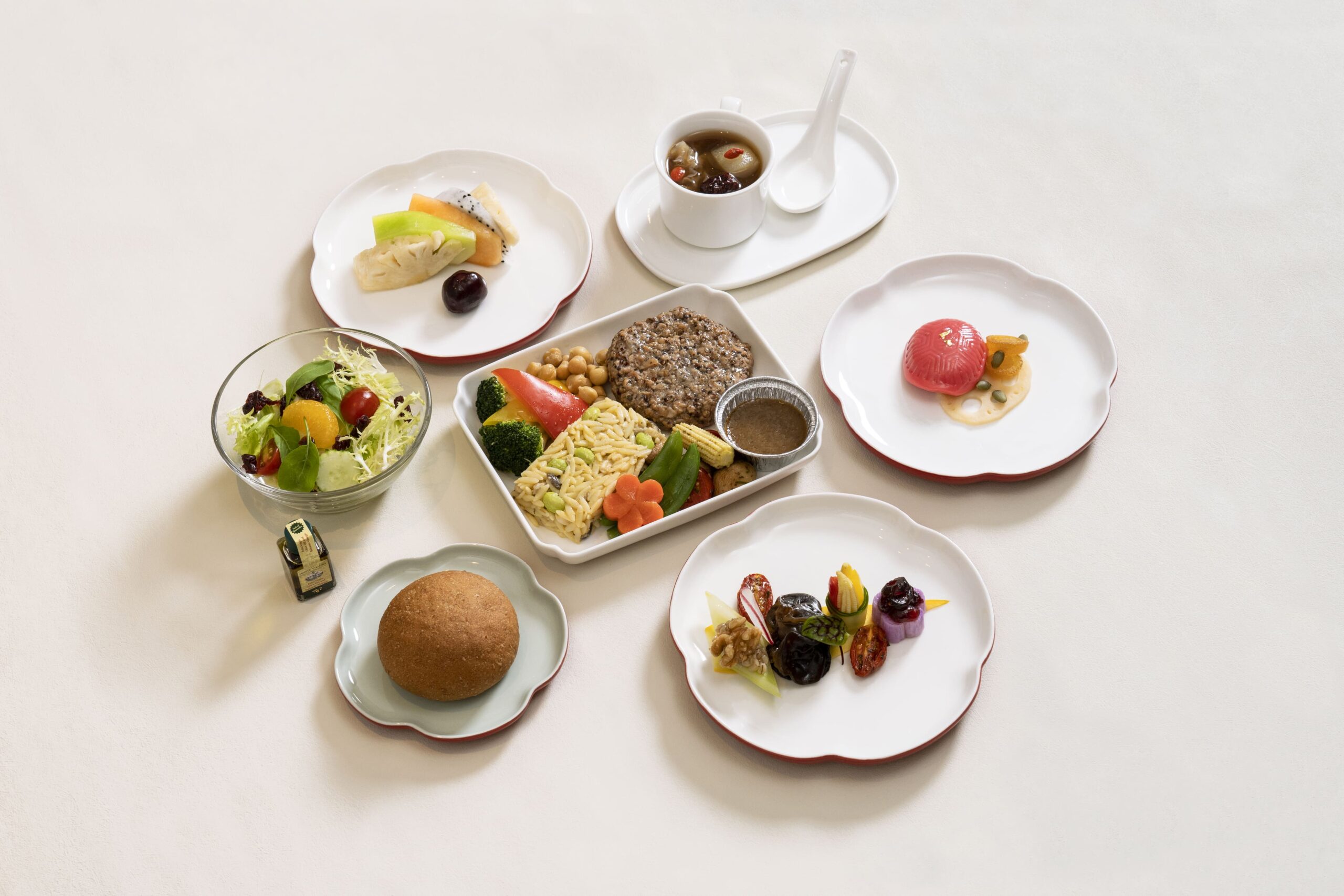 China Airlines introduces indulgent autumn seasonal menus prepared by leading restaurants from across the region.