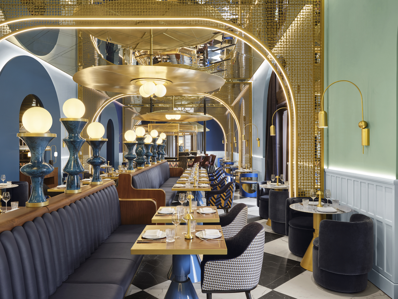 The new W Budapest combines visionary design, eclectic gastronomy and a socially driven spirit drawn from the cosmopolitan capital.  
