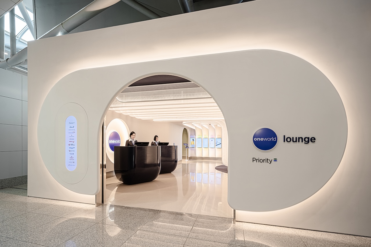 Oneworld Opens Luxurious Lounge in Seoul