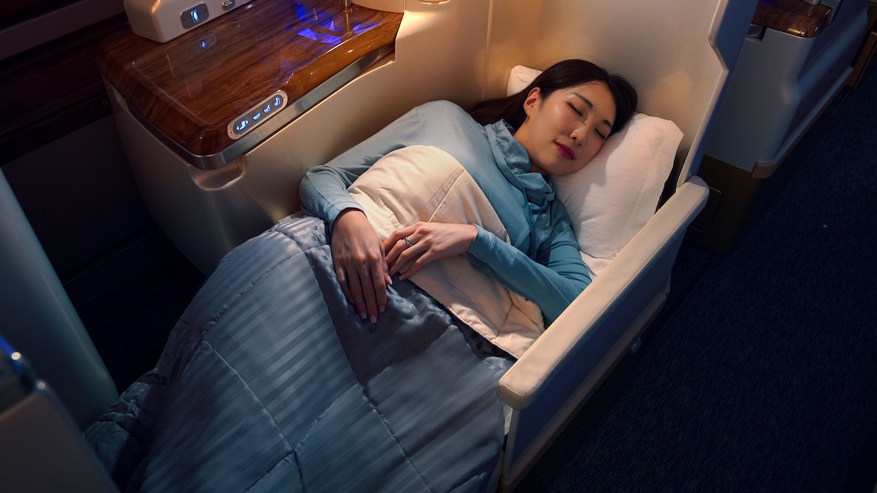 From February onwards, Emirates is launching an innovatively designed, complimentary inflight loungewear set for Business Class customers.