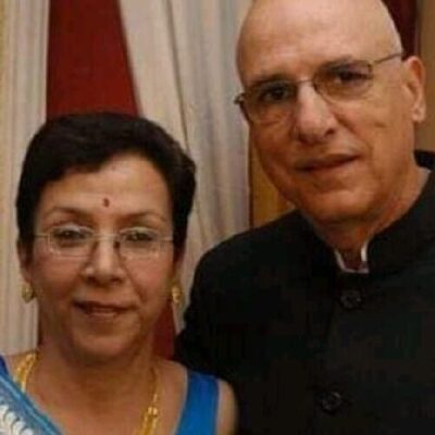 Picture of Gustasp and Jeroo Irani