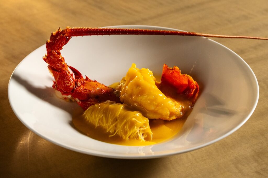 craw and noodle at Four Seasons Singapore