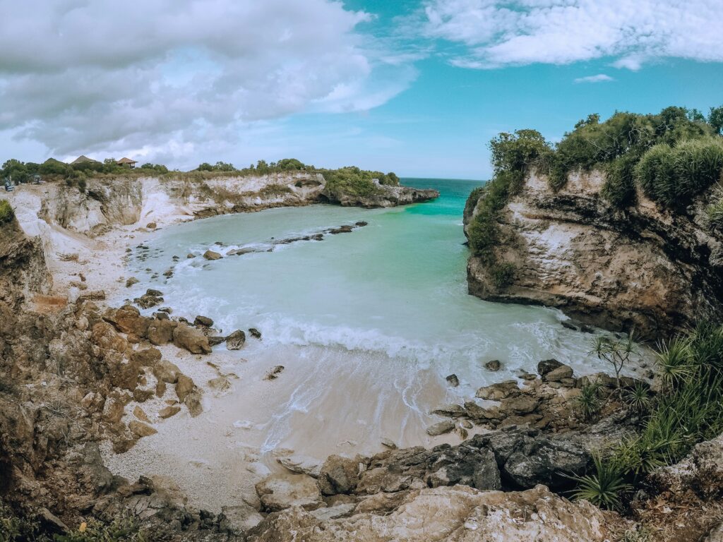 Nusa Ceningan, Lembongan