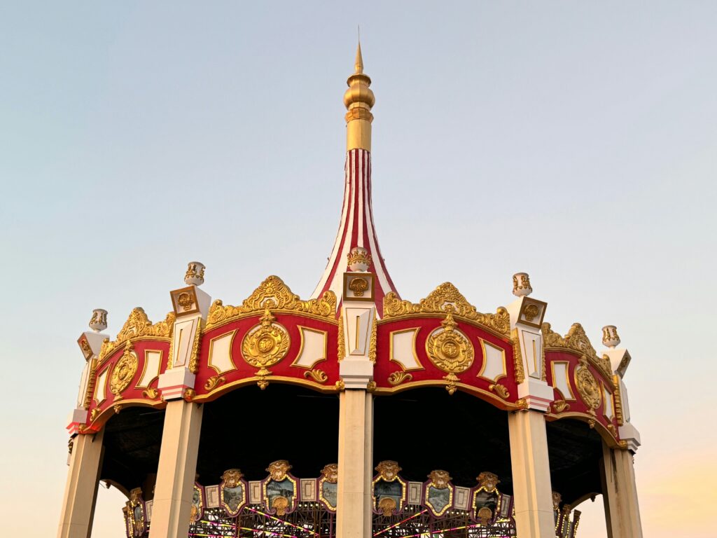 Siam Amazing Park merry go round